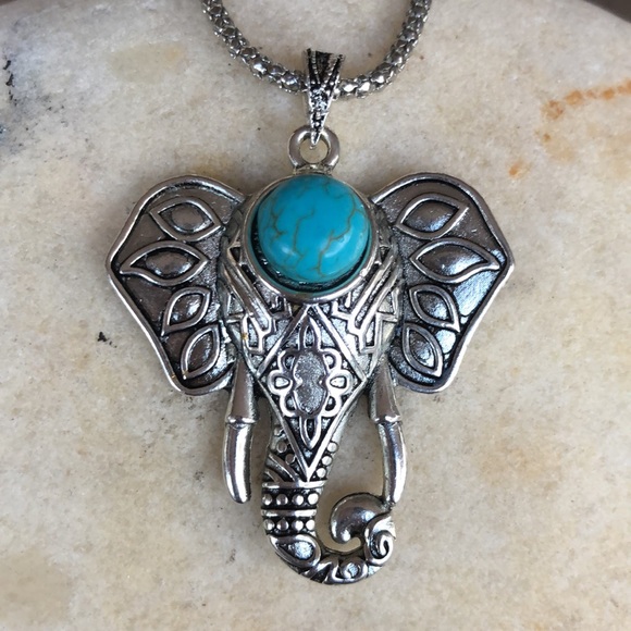 Silvertone Elephant Necklace Bracelet Set - Picture 7 of 11